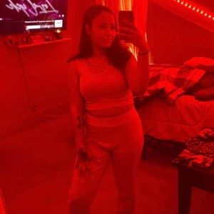 Meet your Posher, Rayann